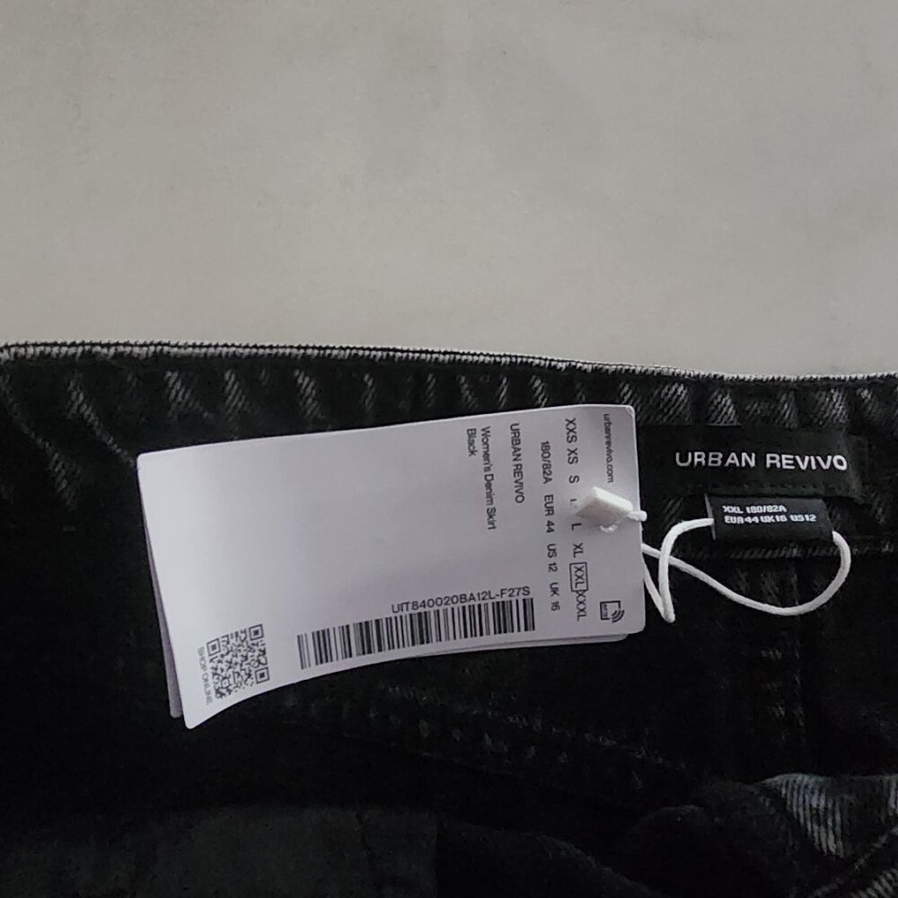 Urban revivo cargo mini skirt